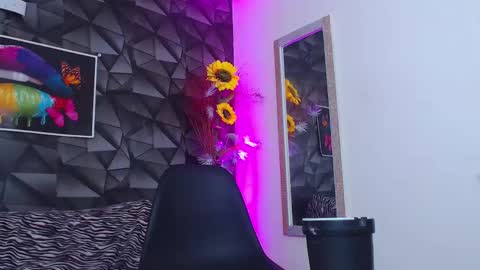 Nazper online show from February 22, 2025, 3:14 pm