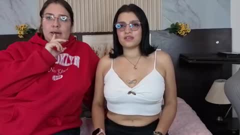nazuky_as online show from February 13, 2026, 6:37 pm