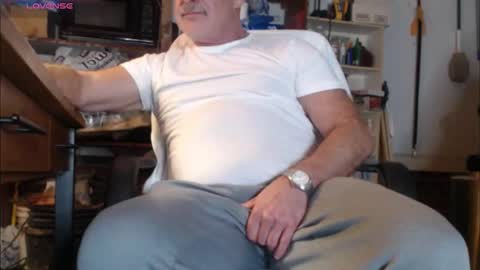 Snapshot of nctitanman chatting on December 3, 2025, 12:29 am Seth online show from December 3, 2025, 12:29 am