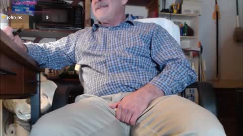 Snapshot of nctitanman chatting on February 27, 2026, 12:21 am Seth online show from February 27, 2026, 12:21 am