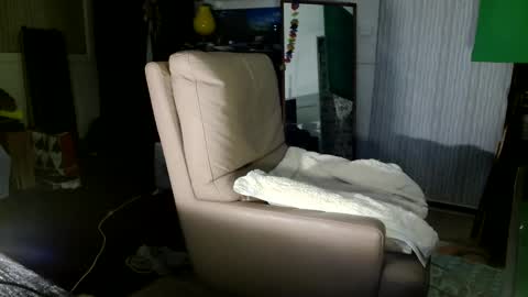 Hi Im CJ online show from January 11, 2025, 9:57 am