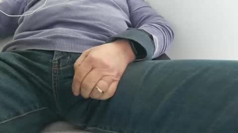 neckk online show from April 22, 2026, 10:06 am