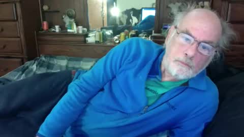 Snapshot of nedddludd chatting on May 2, 2026, 11:32 pm nedddludd online show from May 2, 2026, 11:32 pm