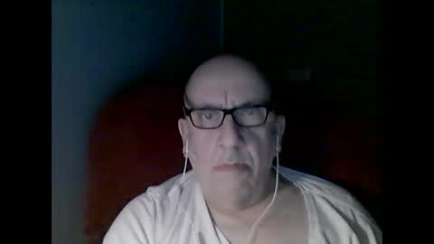 Tom online show from September 18, 2025, 1:51 am