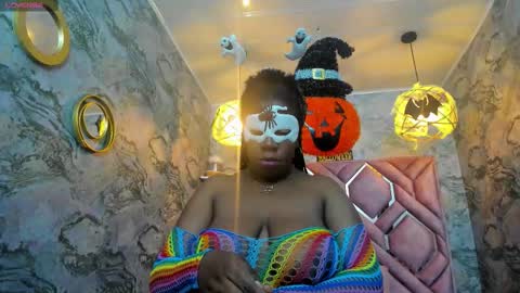 Nefer  online show from October 30, 2025, 4:58 am