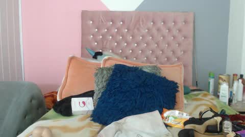 negrabig 38 online show from March 11, 2025, 9:34 am