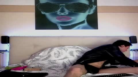 Snapshot of neha3835 chatting on May 17, 2026, 8:27 pm Tusipotter online show from May 17, 2026, 8:27 pm