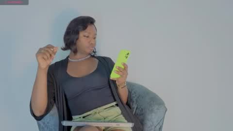 NeHandra Clarck online show from March 28, 2026, 3:28 am