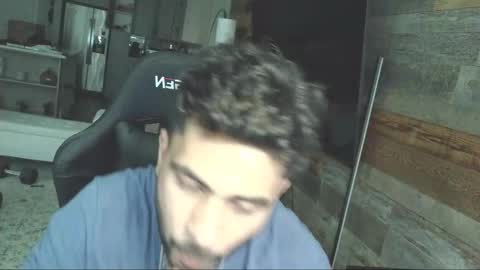 Snapshot of neilsing chatting on January 14, 2026, 5:29 pm neil online show from January 14, 2026, 5:29 pm