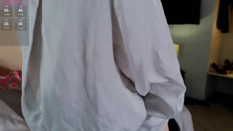 Neko online show from March 18, 2026, 2:42 pm