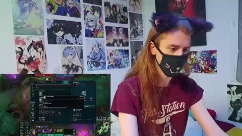 Snapshot of neko_nyaaa chatting on October 25, 2025, 12:02 pm Neko online show from October 25, 2025, 12:02 pm