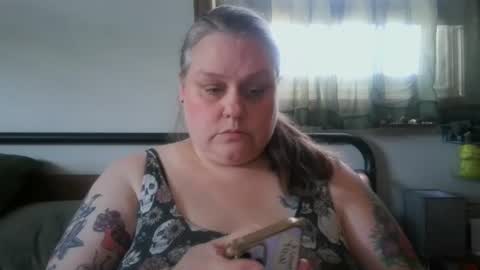 Snapshot of nellatlas chatting on July 5, 2026, 8:27 pm Nellie Atlas online show from July 5, 2026, 8:27 pm