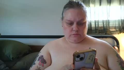 Snapshot of nellatlas chatting on July 14, 2026, 5:51 pm Nellie Atlas online show from July 14, 2026, 5:51 pm