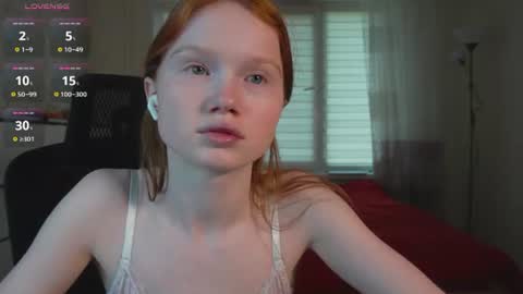 Snapshot of nellie_baby chatting on July 9, 2026, 8:51 am Nellie online show from July 9, 2026, 8:51 am