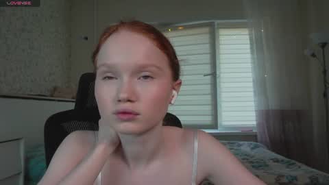 Snapshot of nellie_baby chatting on July 24, 2026, 11:52 am Nellie online show from July 24, 2026, 11:52 am