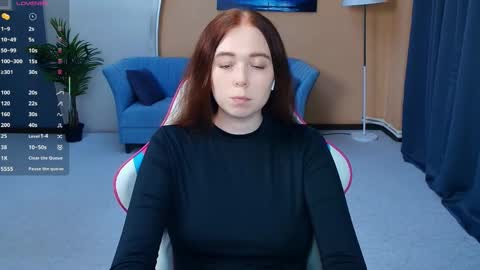 Snapshot of nelliemathers chatting on June 4, 2026, 7:42 pm Nelli online show from June 4, 2026, 7:42 pm