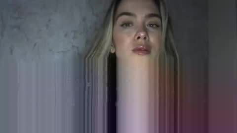 nelly_fortu online show from November 9, 2025, 12:03 pm