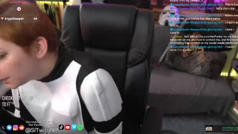 Snapshot of nelparker chatting on May 5, 2026, 12:29 am Nel Parker online show from May 5, 2026, 12:29 am