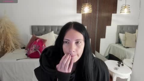 Sarah  online show from February 10, 2026, 2:26 am