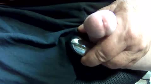 neohiom4f online show from October 4, 2025, 4:27 pm