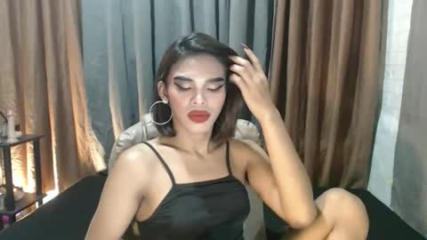 neomi online show from February 7, 2026, 2:32 pm