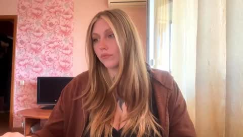 neomimaddern online show from April 19, 2026, 11:31 am