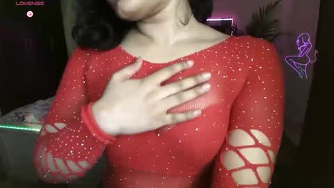 Snapshot of neon_venom chatting on May 3, 2026, 6:58 pm Kashish online show from May 3, 2026, 6:58 pm