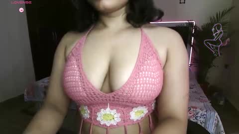 Snapshot of neon_venom chatting on May 11, 2026, 11:16 am Kashish online show from May 11, 2026, 11:16 am