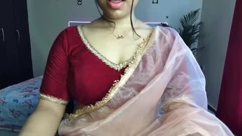 Snapshot of neon_venom chatting on May 20, 2026, 9:26 am Kashish online show from May 20, 2026, 9:26 am