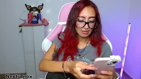 Snapshot of neptu_noxx chatting on September 10, 2025, 12:54 am Neptu noxx online show from September 10, 2025, 12:54 am