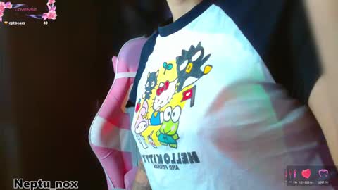 Snapshot of neptu_noxx chatting on March 5, 2026, 7:04 am Neptu noxx online show from March 5, 2026, 7:04 am