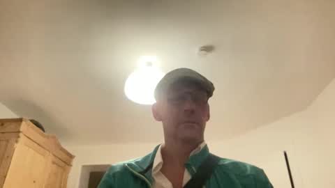 neptunofatlantis online show from September 21, 2025, 10:11 pm