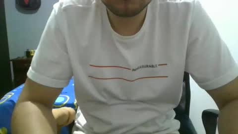 Snapshot of nerdxxx94 chatting on May 19, 2026, 3:46 am MrBull online show from May 19, 2026, 3:46 am