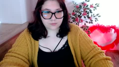 Snapshot of nereia chatting on June 3, 2026, 2:36 am nereia online show from June 3, 2026, 2:36 am