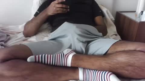 Nerlinlee online show from February 16, 2025, 11:49 am