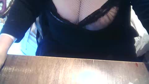 neslihan online show from January 5, 2025, 10:08 pm