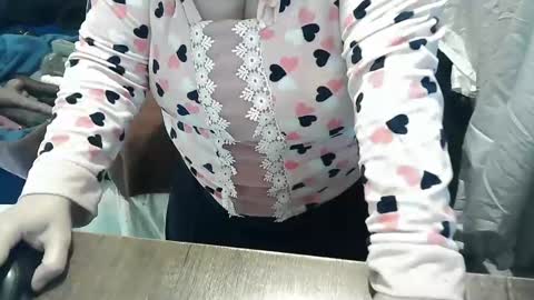 neslihan online show from February 21, 2025, 8:49 pm