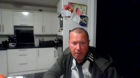 Snapshot of nesuk chatting on July 3, 2026, 11:00 pm nesuk online show from July 3, 2026, 11:00 pm