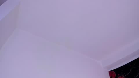 Snapshot of nesuko_evil chatting on August 4, 2026, 3:58 pm Marie online show from August 4, 2026, 3:58 pm