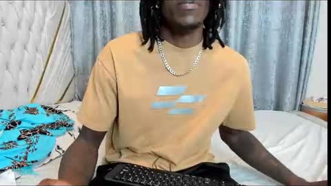 Snapshot of netfux_and_chill chatting on July 15, 2026, 7:19 pm netfux_and_chill online show from July 15, 2026, 7:19 pm
