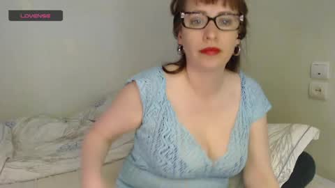 nettie789 online show from May 14, 2026, 6:09 am