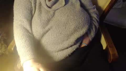 Lilly  online show from January 22, 2025, 3:18 pm