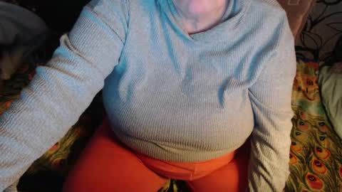 Lilly  online show from April 21, 2026, 3:02 am