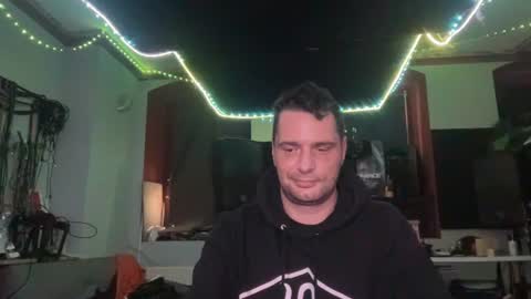 newguy2025 online show from November 27, 2025, 11:12 am