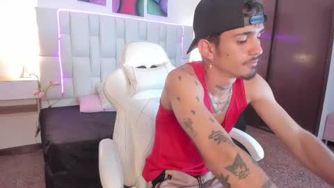 Yeison online show from March 28, 2026, 3:39 am