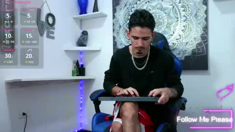 Yeison online show from April 18, 2026, 3:21 am