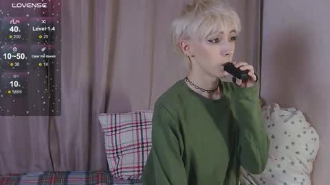 Snapshot of nextvibe1 chatting on February 4, 2026, 6:58 pm NextVibe1 online show from February 4, 2026, 6:58 pm