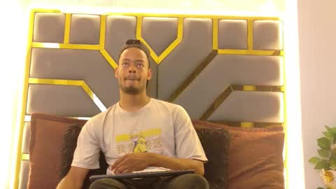 neytanmalcon online show from November 5, 2025, 8:20 pm