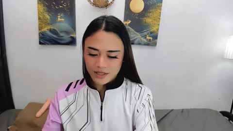 hottie nicole online show from November 16, 2025, 12:27 am