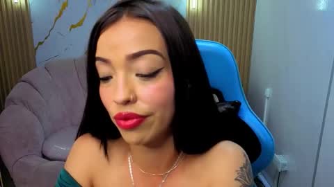 nhoa_b online show from March 4, 2026, 8:15 pm